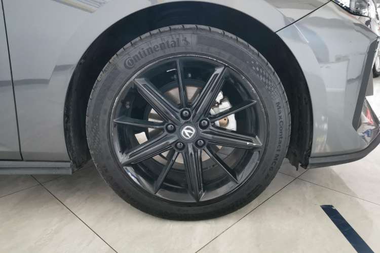 Used Changan UNI-V 2023 1.5T Prestige Model
