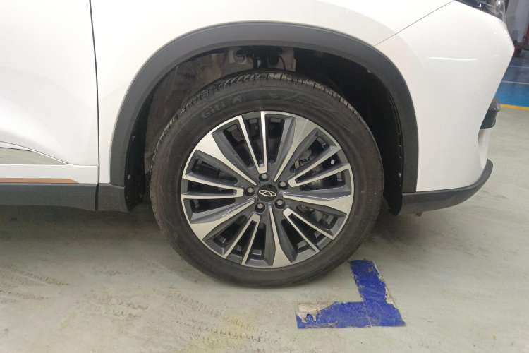 Used Chery Tiggo 8 PRO 2024 Champion Edition 390T Two-Wheel Drive Peak Version 5 Seats
