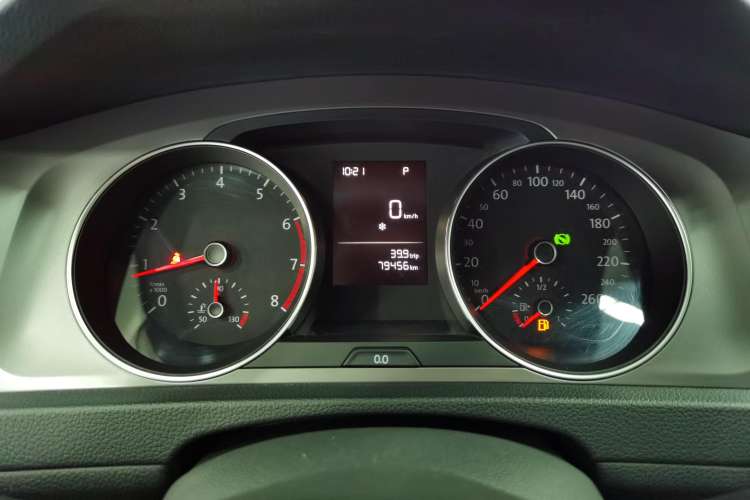 Used Volkswagen Golf 2016 1.6L Automatic Fashion Model
