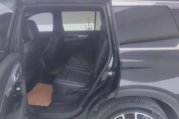 Used GAC Trumpchi GS8 2022 Linghang Series 2.0 TGDI Two-Wheel-Drive Luxury Smart Connectivity Version (7 Seats)