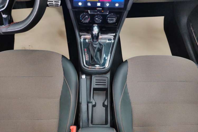 Used Volkswagen C-TREK 2018 230TSI DSG Comfort Model
