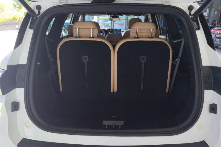 Used Geely Auto Haoyue L 2023 2.0T DCT Flagship Version