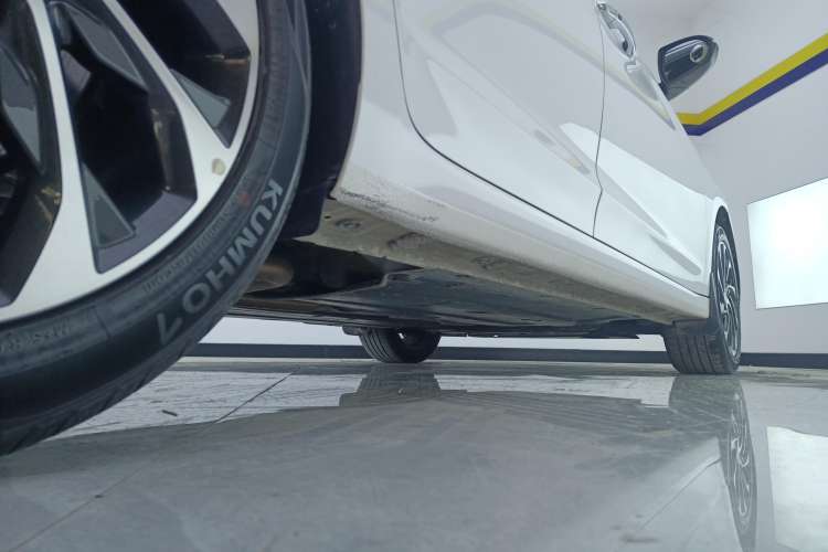 Used Hyundai Elantra 2020 1.4T Dual-Clutch Xuan Dong · Dynamic Version
