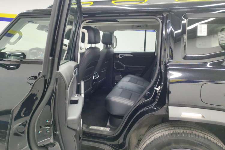 Used JETOUR Traveler 2023 2.0T All-Wheel-Drive CrossPRO
