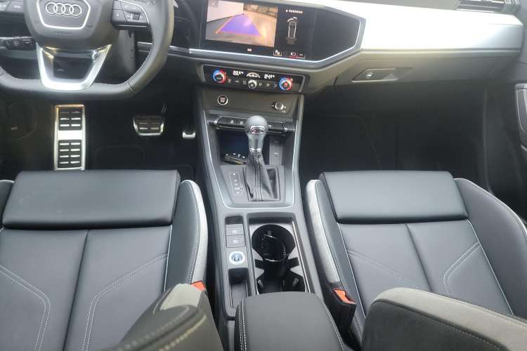 Used Audi Q3 2024 35 TFSI Fashion Dynamic Edition
