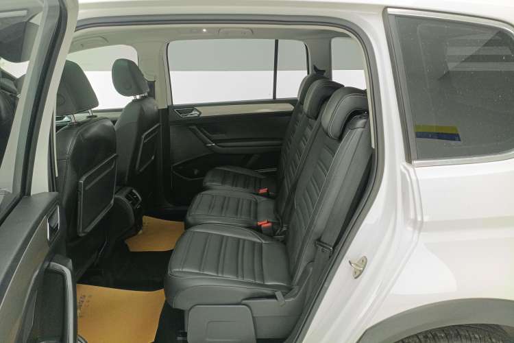 Used Volkswagen Touran 2021 Volkswagen Touran L 280TSI DSG Boundary Edition 7-Seater