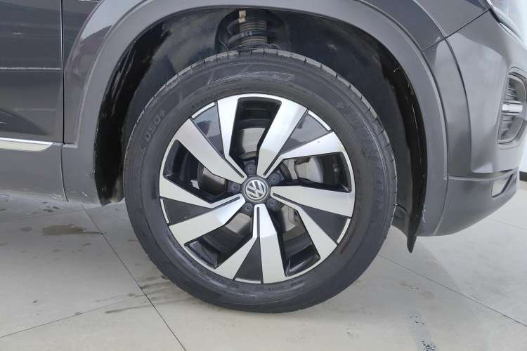 Used Volkswagen Tayron 2020 330TSI Two-Wheel Drive Luxury Smart Connectivity Version
