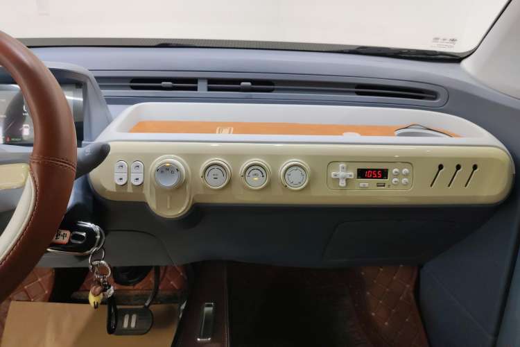 Used Bestune Pony 2025 222km Lightning Horse
