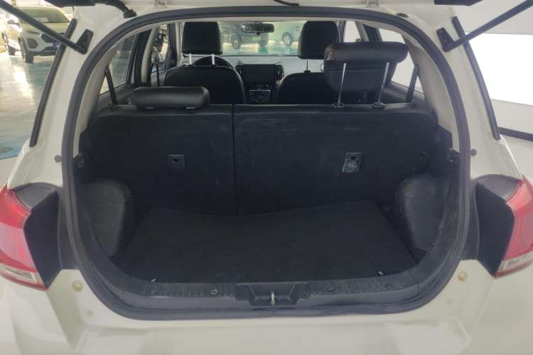 Used Great Wall M4 2014 1.5L manual Comfort trim level
