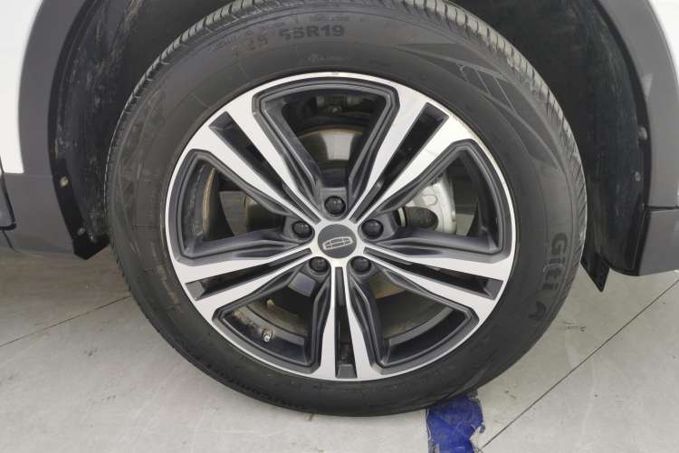 Used Geely Auto Emgrand X7 Sport 2022 1.8TD DCT Zhiya Trim
