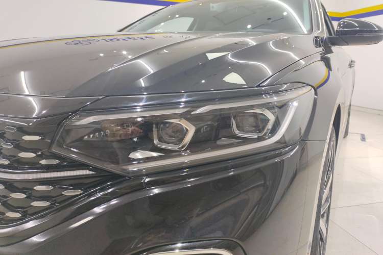 Used Volkswagen Passat 2022 330TSI Starry Luxury Edition
