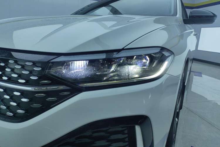 Used Volkswagen Lavida 2023 280TSI DSG Starry Sky Deluxe Edition
