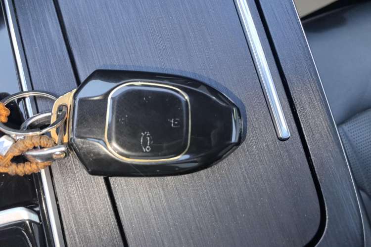 Used GAC Trumpchi GS8 2022 Flagship Series 2.0 TGDI Four-Wheel Drive Luxury Smart Connectivity Version (7 Seats)
