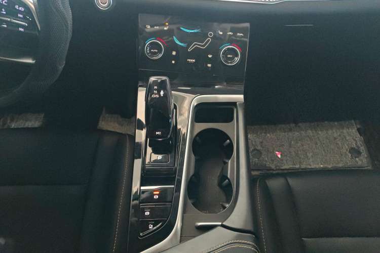 Used Bestune B70 2023 Third Generation 1.5T Automatic Enjoyment Version
