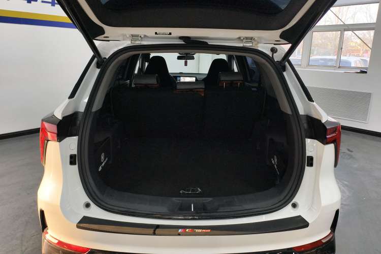 Used Changan CS75 PLUS 2023 3rd Generation 1.5T Automatic Prestige Model
