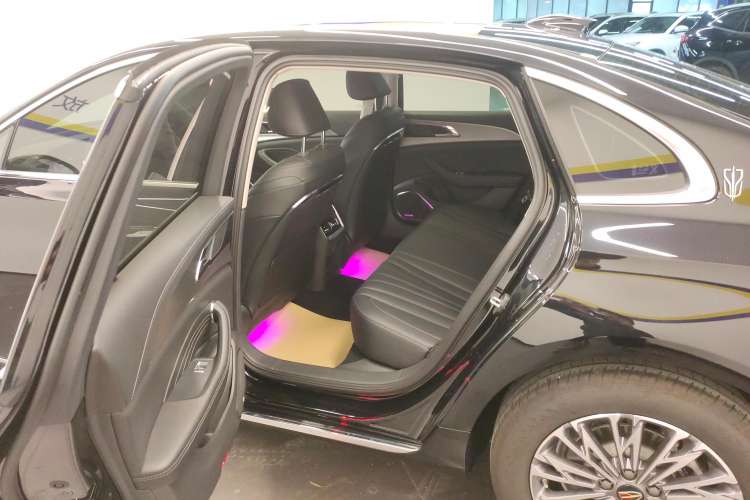 Used Hongqi H5 2024 1.5T DCT Smart Connect Flagship Edition

