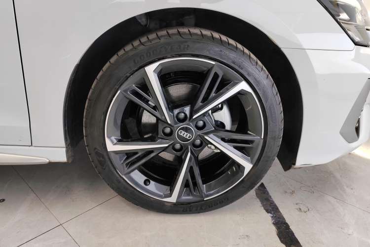 Used Audi A3 2024 Sportback 35 TFSI Fashionable Sports Model
