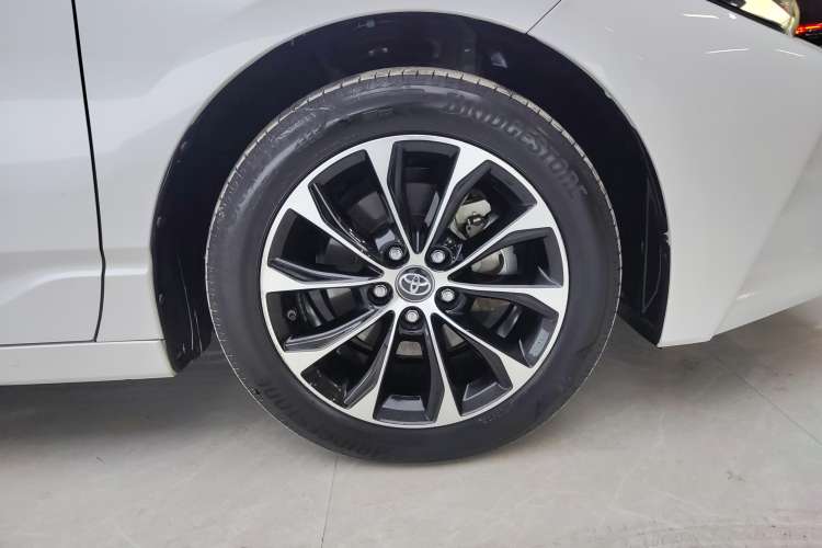 Used Toyota Avalon 2023 2.5L Luxury Edition
