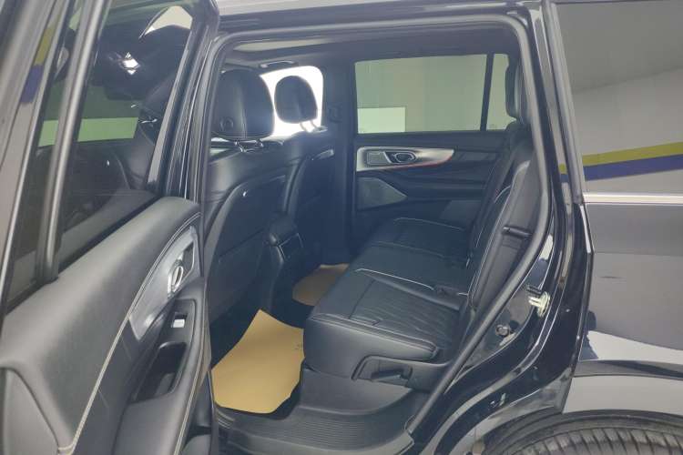 Used GAC Trumpchi GS8 2022 Flagship Series 2.0 TGDI Two-Wheel-Drive Prestige Edition (7 Seats)
