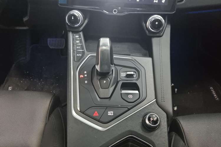 Used Lynk & Co 01 2021 2.0TD Two-Wheel-Drive Pro Trim