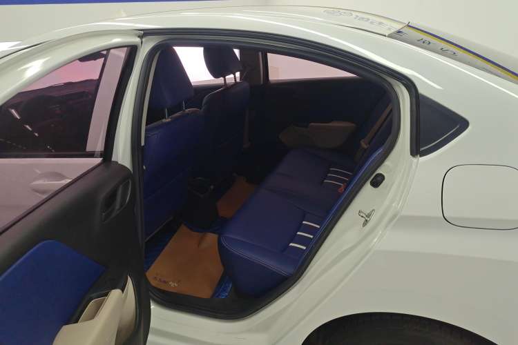 Used Honda Greiz 2016 1.5L CVT Classic Edition
