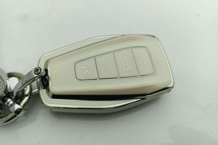 Used Geely Auto Coolray 2023 1.5T DCT Platinum Edition
