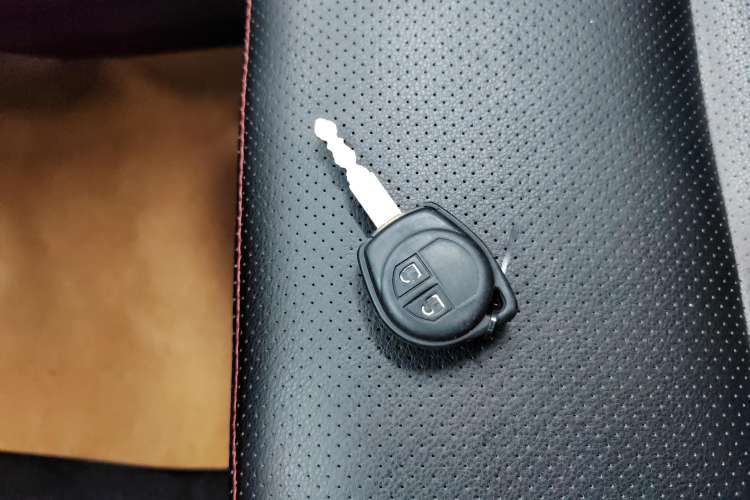 Used Suzuki Jimny 2015 1.3 AT JLX