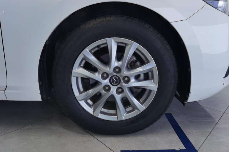 Used Mazda Mazda 3 Axela 2017 Sedan 1.5L Automatic Luxury Model Emission Standard China V
