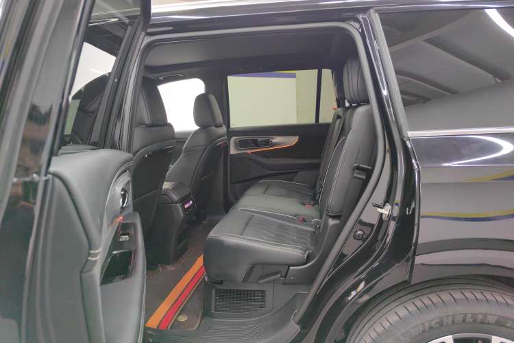 Used GAC Trumpchi GS8 2022 Dual-Engine Series 2.0TM Two-Wheel Drive Prestige Edition (7 Seats)