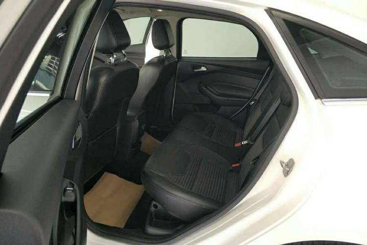 Used Ford Focus 2015 Sedan 1.6L Automatic Trend Model
