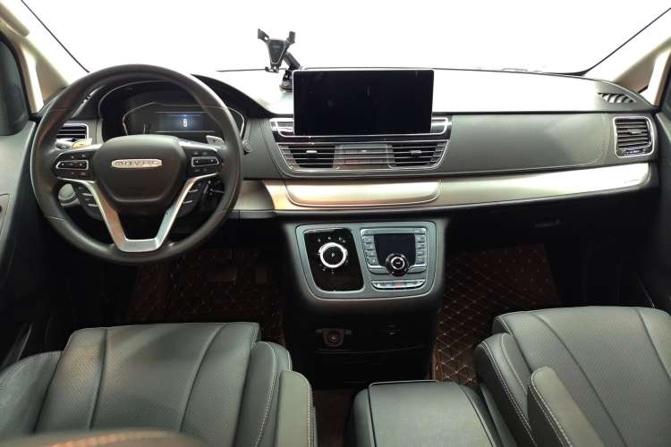 Used SAIC MAXUS G20 2023 Facelifted ES 2.0T Gasoline Automatic Value Edition