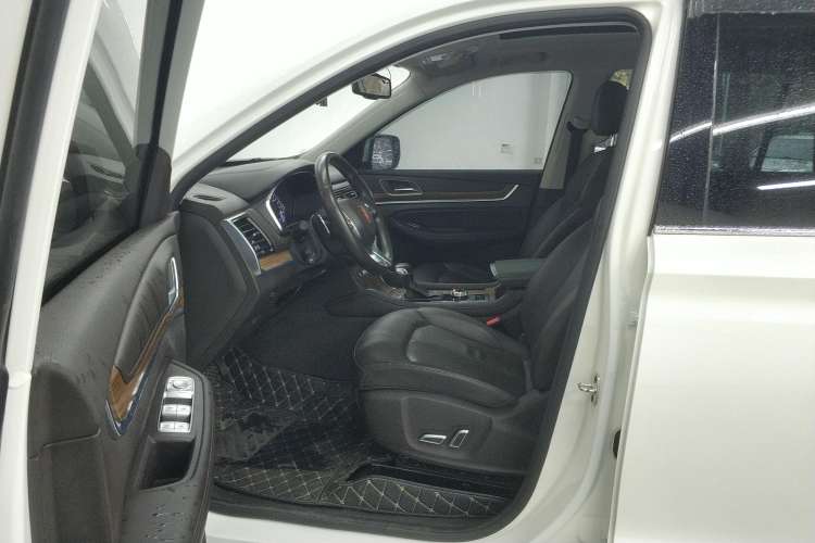 Used Roewe RX8 2019 30T Smart Connectivity Four-Wheel Drive Supreme Flagship Edition
