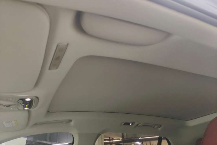 Used Lynk & Co 01 2019 2.0T Two-Wheel Drive Zhaopu Version China V Standard
