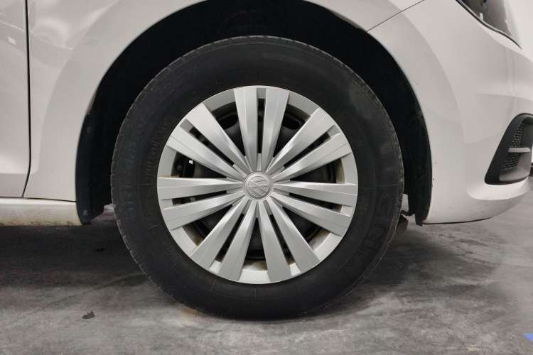 Used Volkswagen Santana 2016 1.6L Manual Fashion Edition
