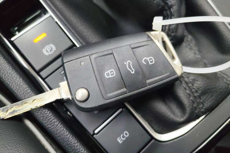 Used Volkswagen Sagitar 2023 300TSI DSG Excellence Edition
