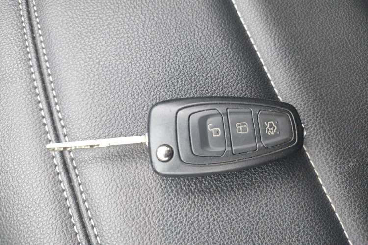 Used Ford Kuga 2019 EcoBoost 180 Two-Wheel-Drive Platinum Edition China VI Standard