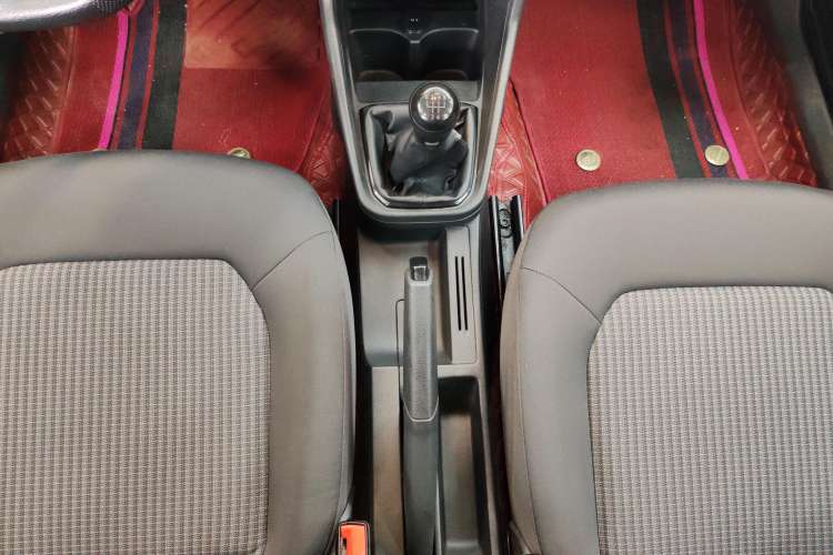 Used Volkswagen Santana 2016 1.4L Manual Fashion Edition
