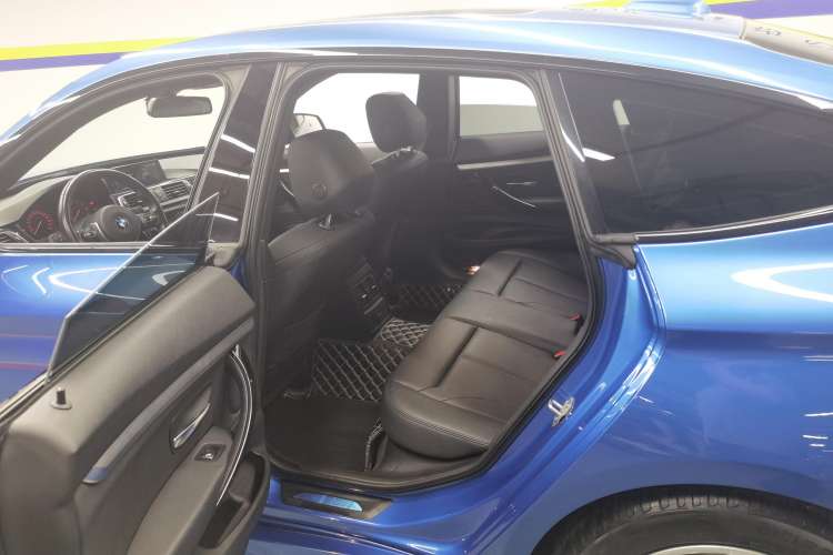 Used BMW 3 Series GT 2020 320i M Sport Package
