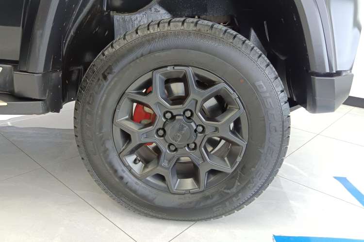 Used Beijing Auto BJ40 2023 2.0D Automatic Four-Wheel Drive Blade Hero Edition Adventurer Type