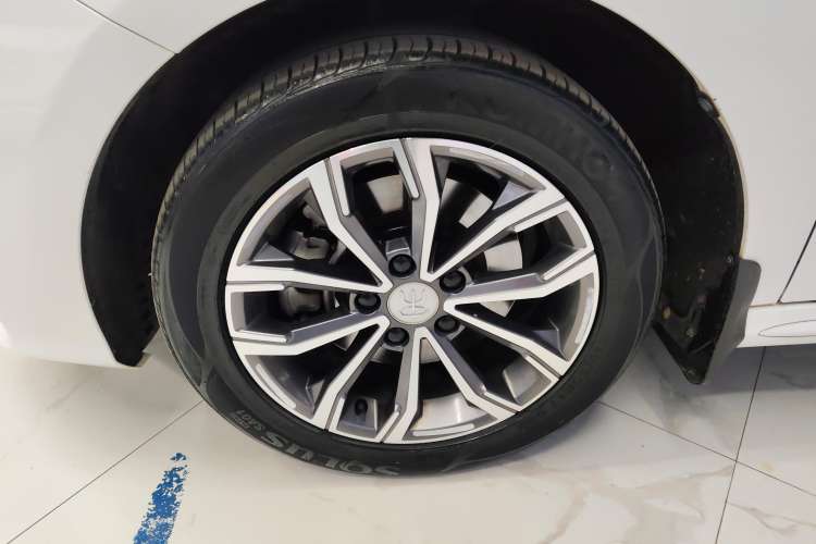Used BYD Song MAX 2019 1.5T Automatic Smart Connect Ruiyi Sunroof Version 6 Seats China VI Standard
