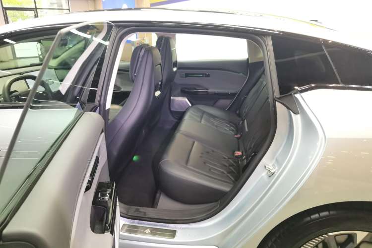 Used  GT 2023 560 Rear-Drive Seven-Wing Edition
