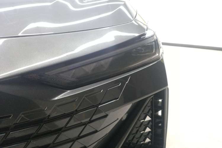 Used Changan UNI-V iDD 2023 Zhidian iDD 1.5T 113km Smart & Fun Version (Rapid Edition)
