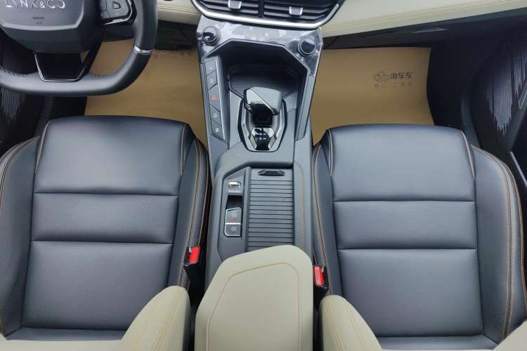 Used Lynk & Co 06 EM-P 2022 PHEV 84 km Range Pro Version
