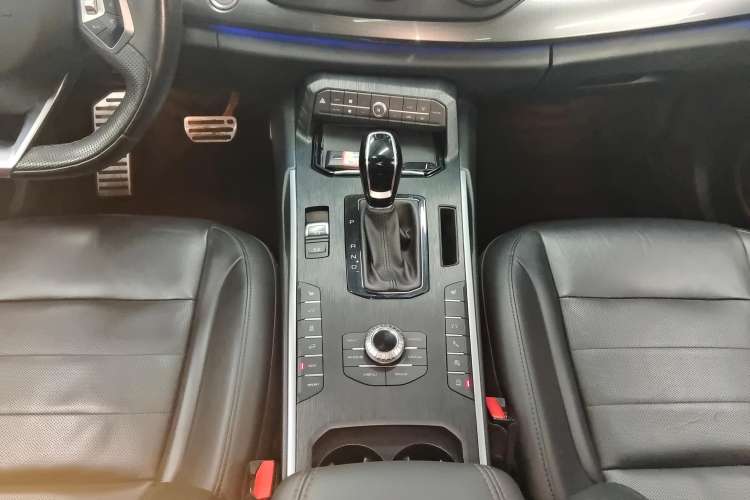 Used Wey VV7 2017 2.0T Flagship Edition
