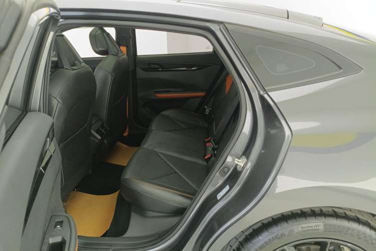 Used Changan UNI-V 2022 1.5T Prestige Version