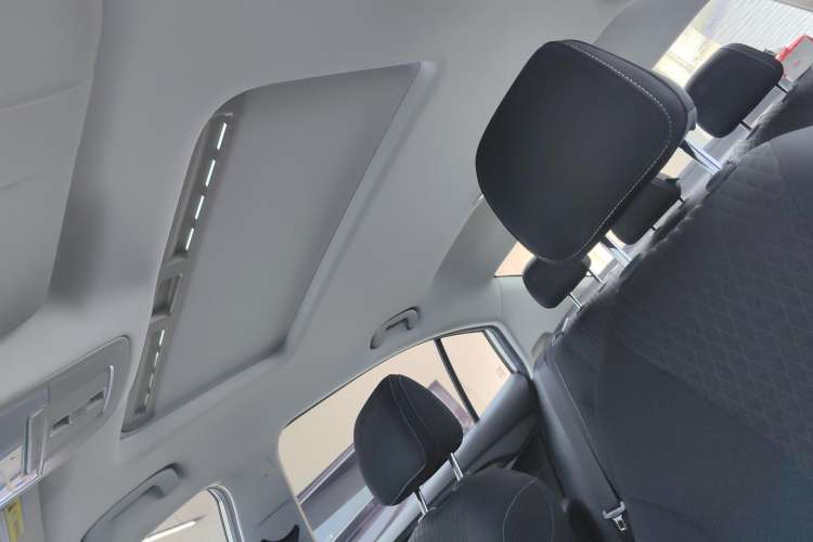 Used Roewe i5 2020 1.5L Automatic 4G Connected Linghao Edition
