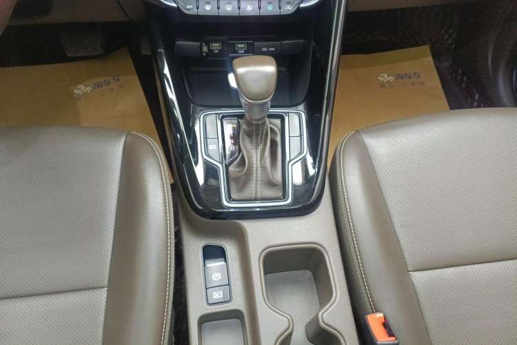 Used Kia Sportage R 2018 2.0L Automatic Smart Luxury Version China V Standard
