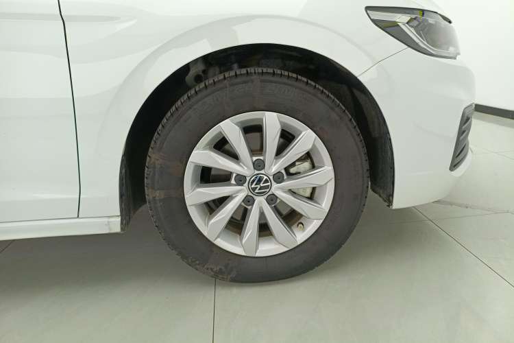 Used Volkswagen Bora 2021 1.5L Manual Fashion Smart Connect Edition
