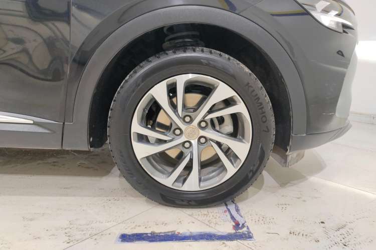 Used Buick Envision 2020 Onix S 652T Two-Wheel Drive Elite Model
