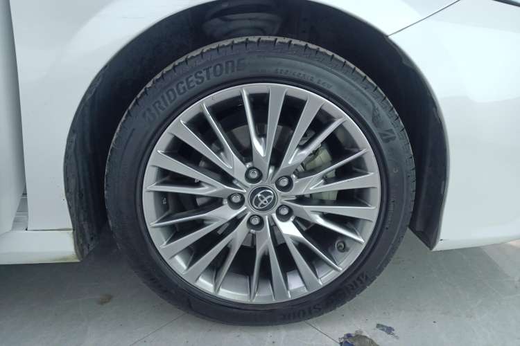 Used Toyota Camry 2018 Dual-Engine 2.5 HG Luxury Edition